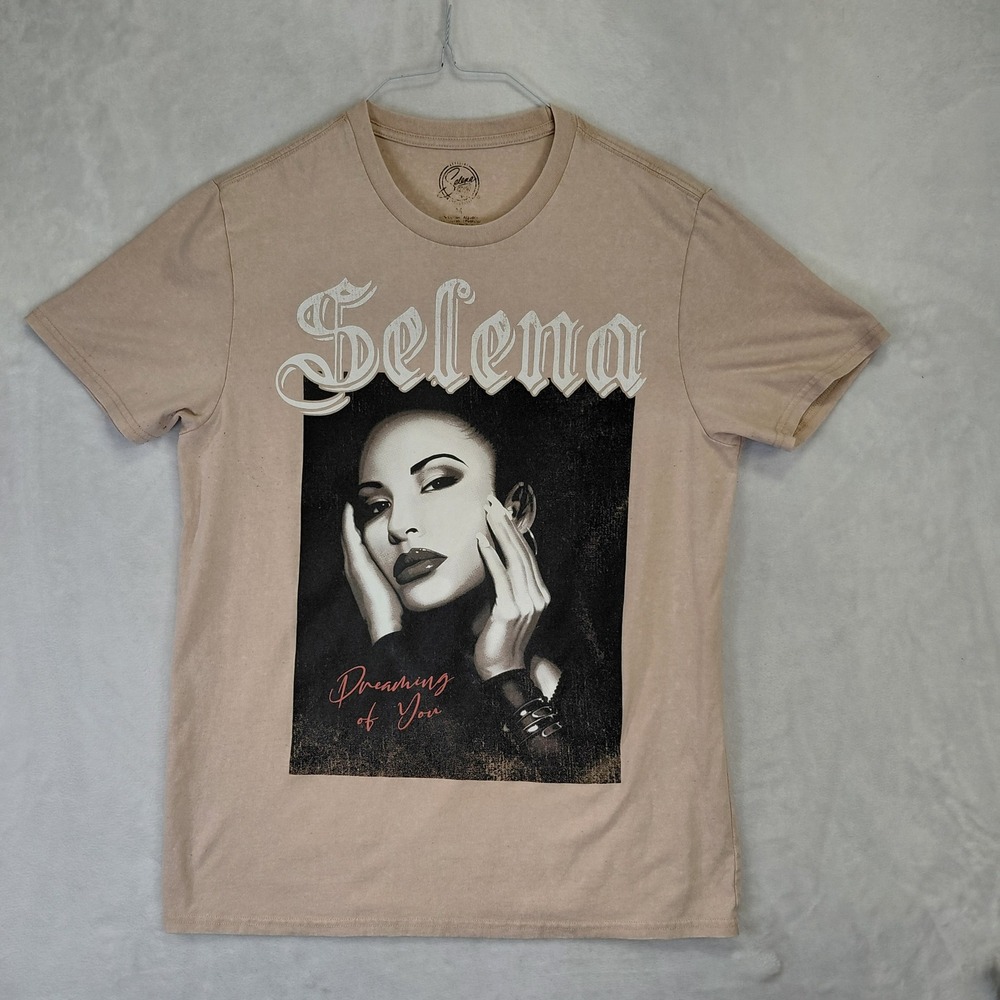 Selena Quintanilla Dreaming of You US Tour Graphic T-Shirt Tan Mens Medium